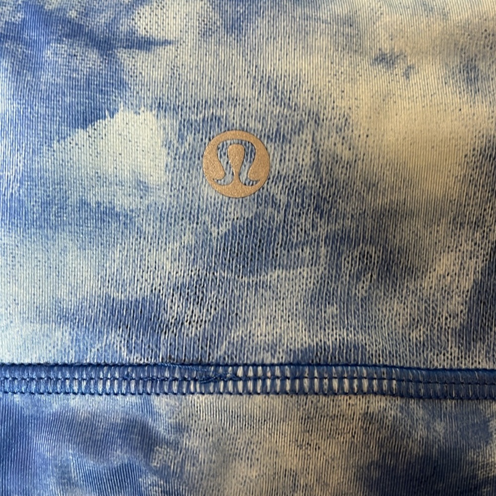 Lululemon Speed Track Short Tidal Trip Pipe Dream Blue Size 8 - Picture 3 of 9